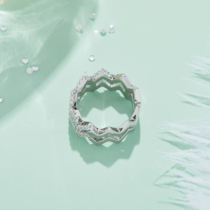Z-shaped ring S925 silver plated platinum, moissanite diamond, and cherry stone